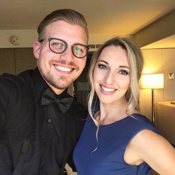 Meet your Posher, Lauren - Picture 1 of 1